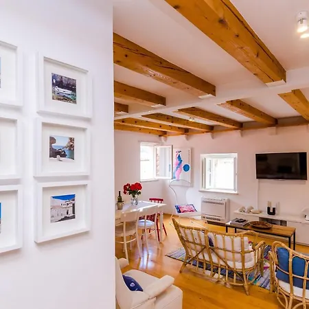 Domino 18 - Duplex Two Bedroom With City View Apartment